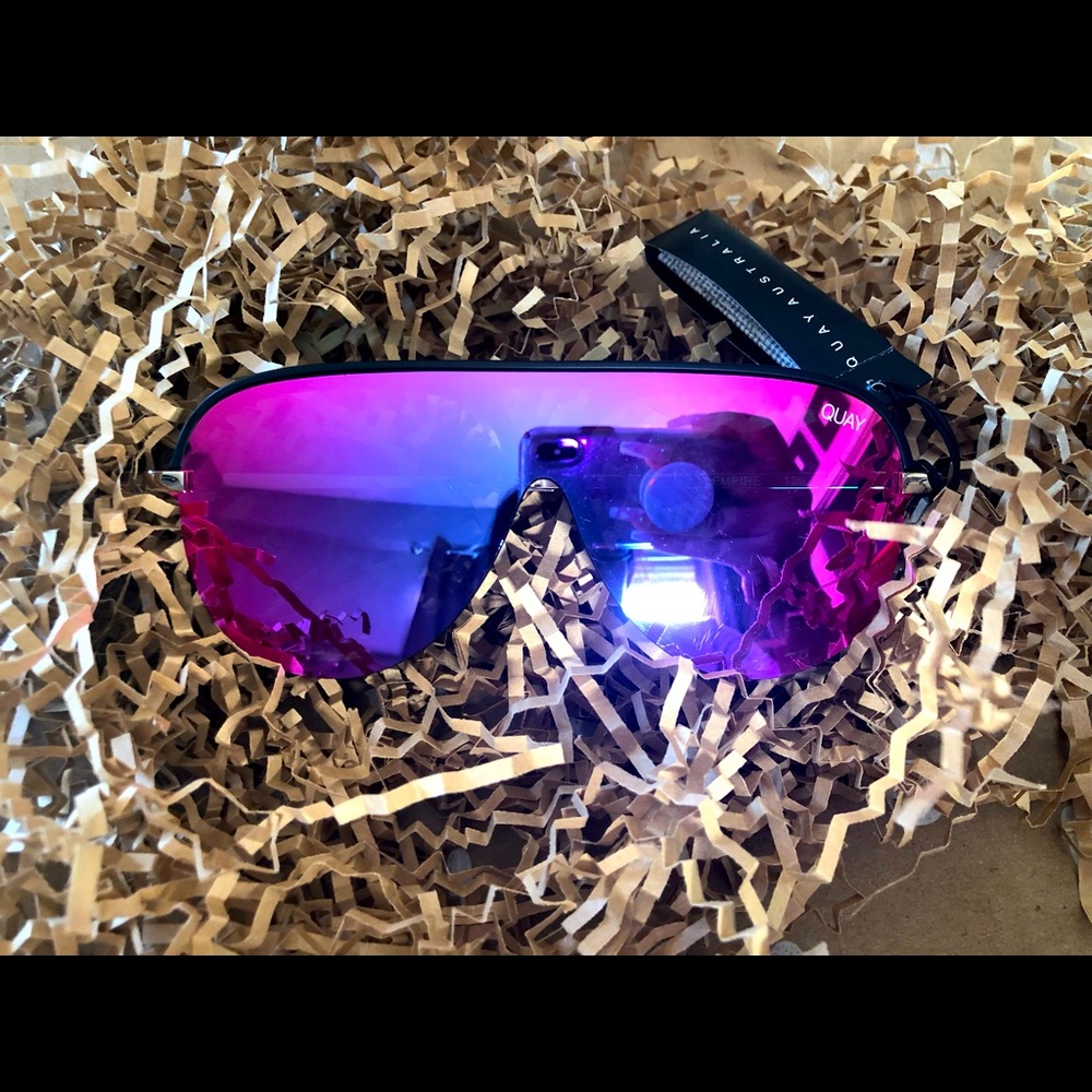 QUAY AUSTRALIA Empire Sunglasses